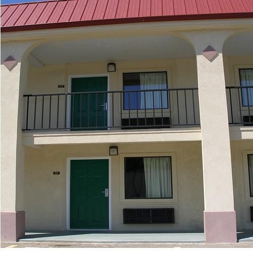 Scottish Inns - Locust Grove Exterior photo